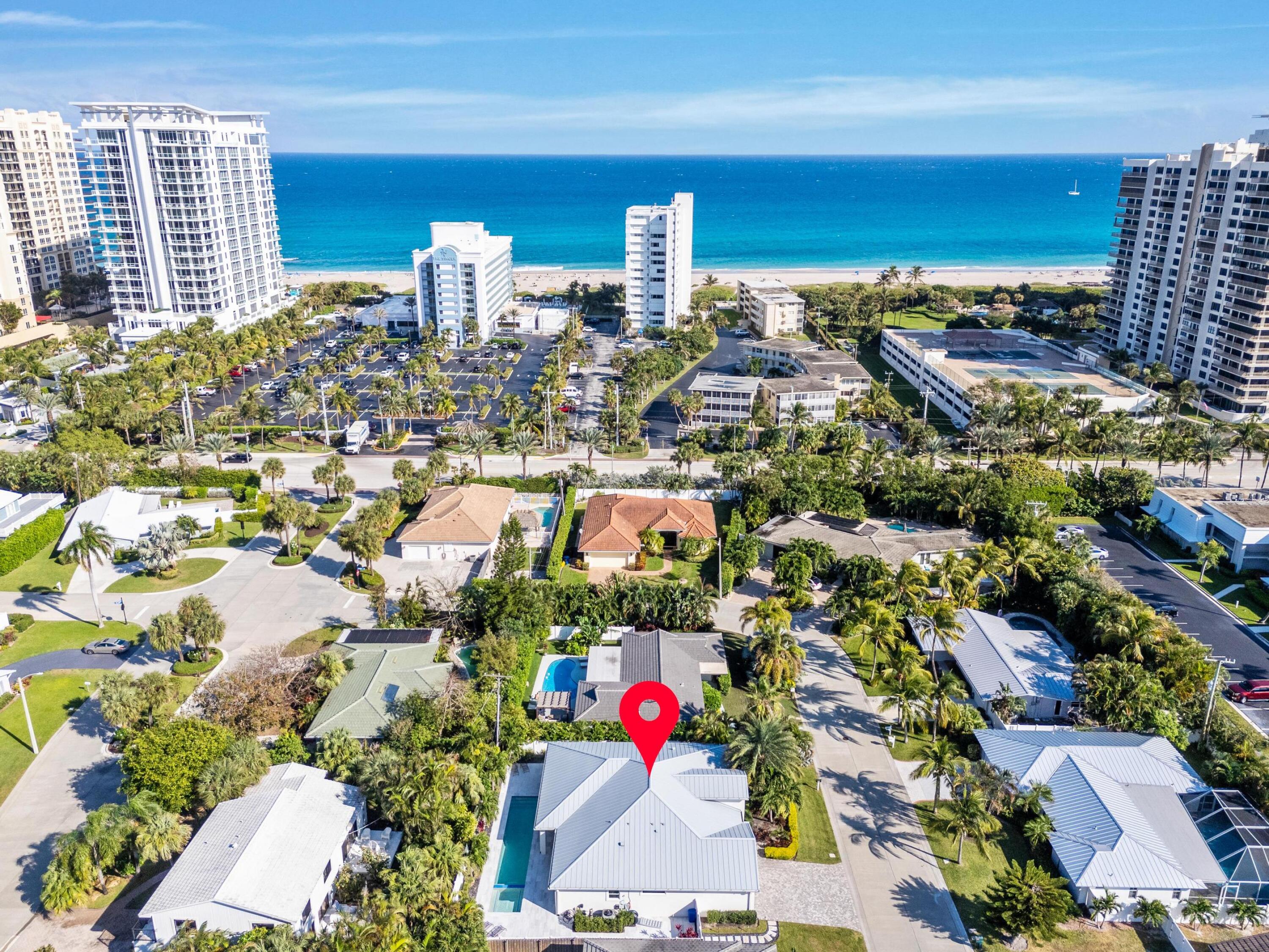 1270 Singer Drive Riviera Beach, FL 33404 - Photo 28 of 29 DJI_20241121141059_0089_D-Edit