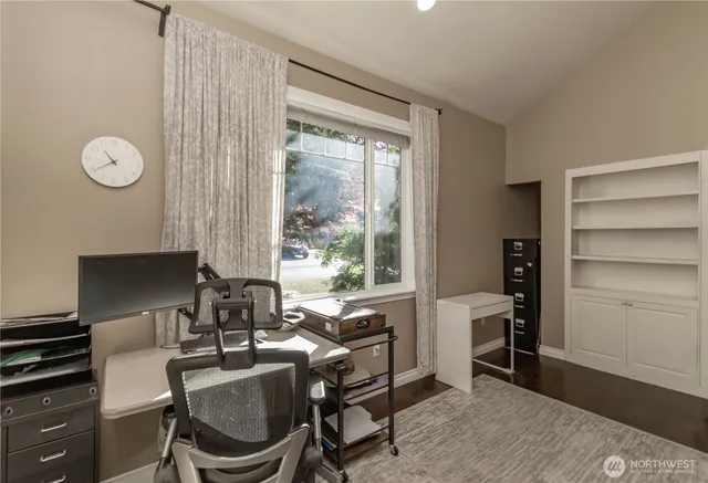 $599,999 | 9002 65th Avenue East, Puyallup, WA 98371