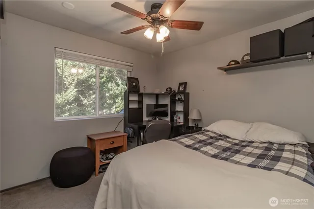 $599,999 | 9002 65th Avenue East, Puyallup, WA 98371