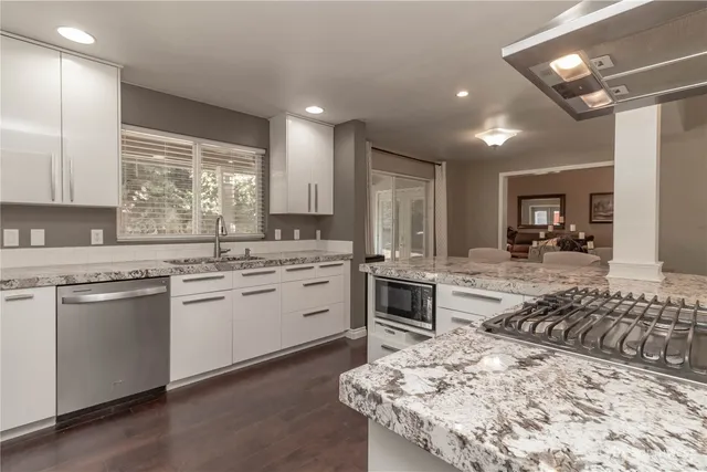 $599,999 | 9002 65th Avenue East, Puyallup, WA 98371