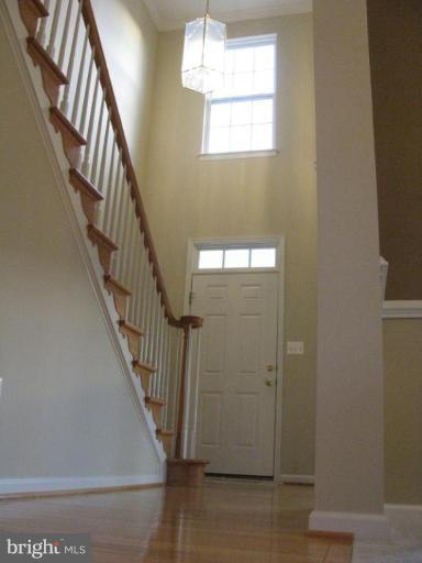 9000 Bealls Farm Road Frederick, MD 21704 - Photo 8 of 17 Staircase