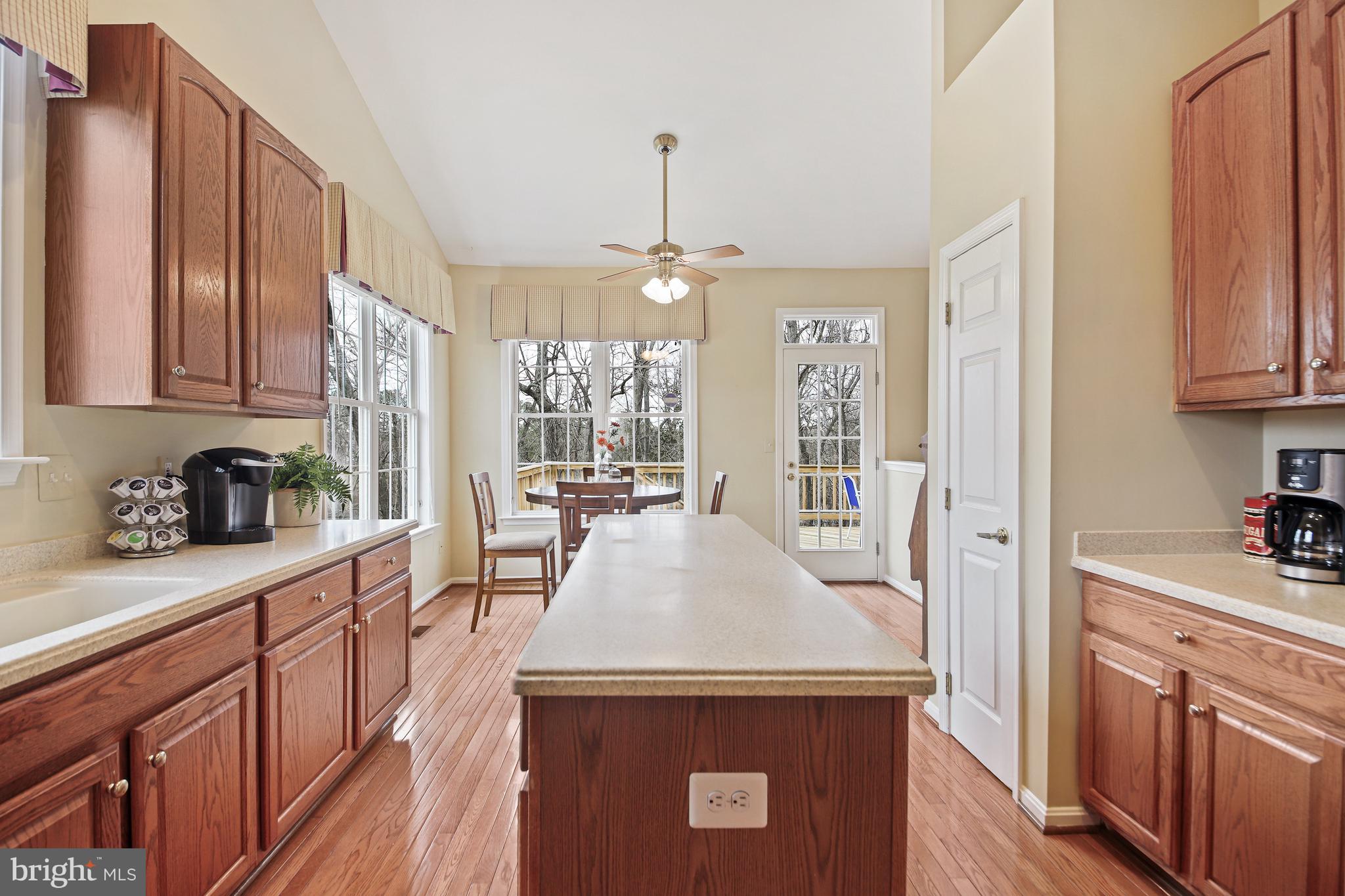 13558 Ryton Ridge Lane Gainesville, VA 20155 - Photo 16 of 63 Spacious center island.