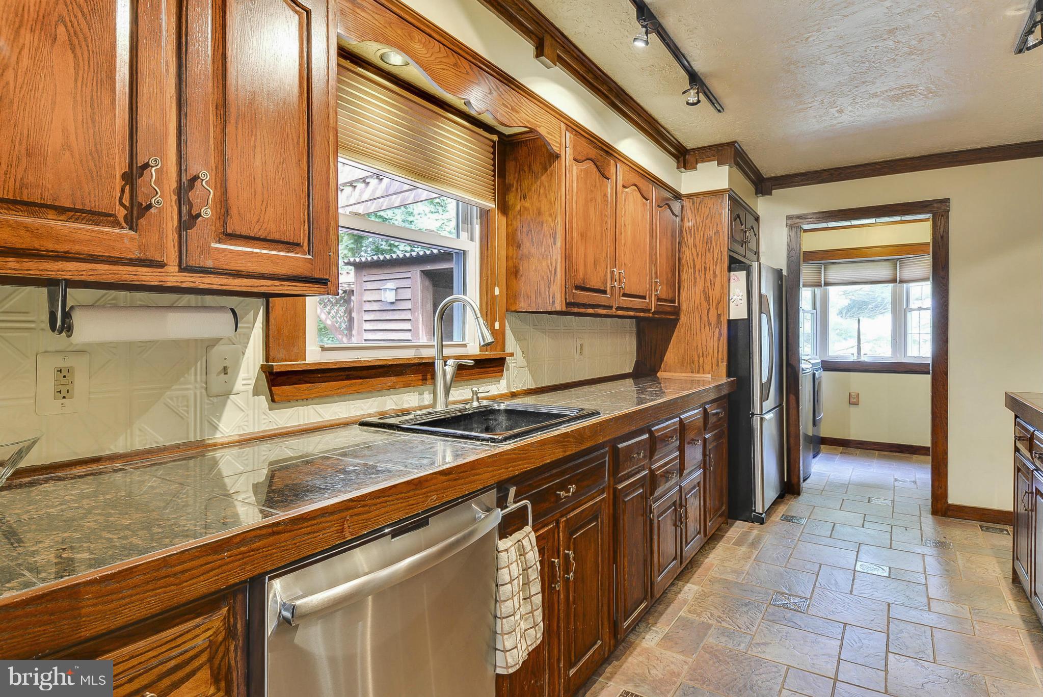 3114 Mt Carmel Road Upperco, MD 21155 - Photo 12 of 30 Kitchen boasts double ovens, cooktop,