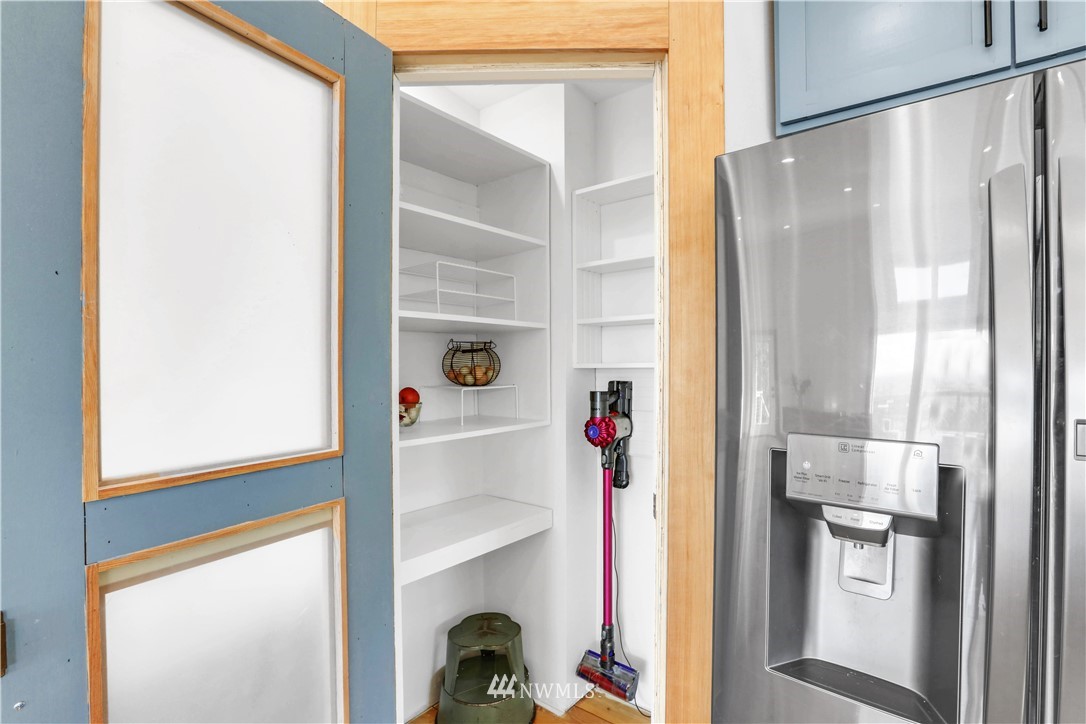 28740 Bacus Road Sedro-Woolley, WA 98284 - Photo 17 of 40 a view of walk in closet with clothes and shoes