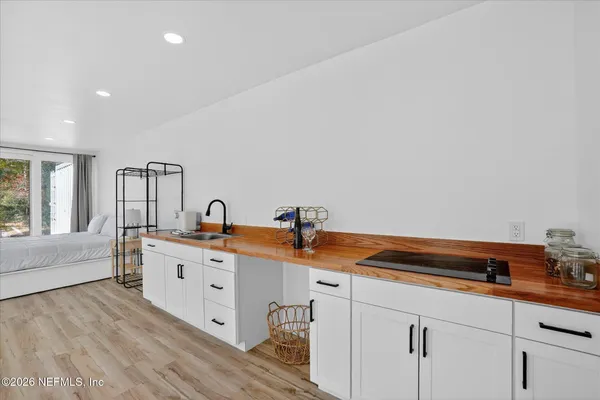 $1,400 | 8778 Waterfront Terrace, Unit B, Jacksonville, FL 32217