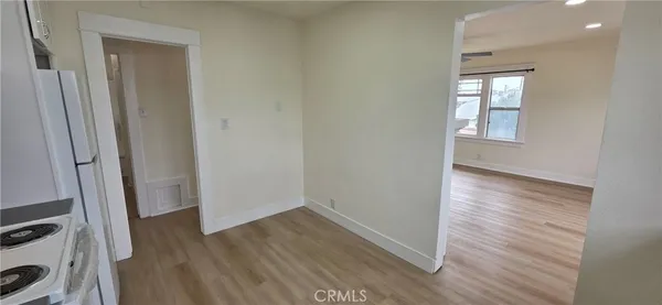 $2,500 | 2838 East 4th Street, Long Beach, CA 90814