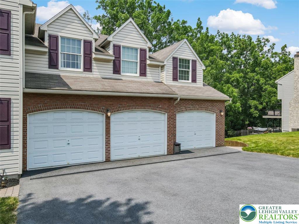 310 Spyglass Hill Road Bath, PA 18014 - Photo 8 of 89 Gallery Image 8