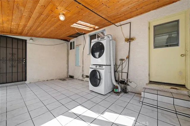 $759,998 | 15245 Lemoli Avenue, Gardena, CA 90249