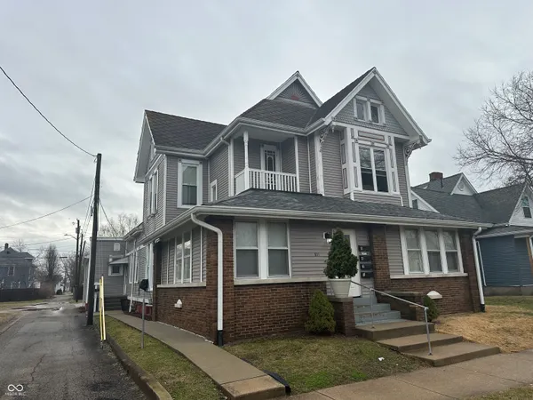 $389,900 | 811 Pearl Street, Columbus, IN 47201