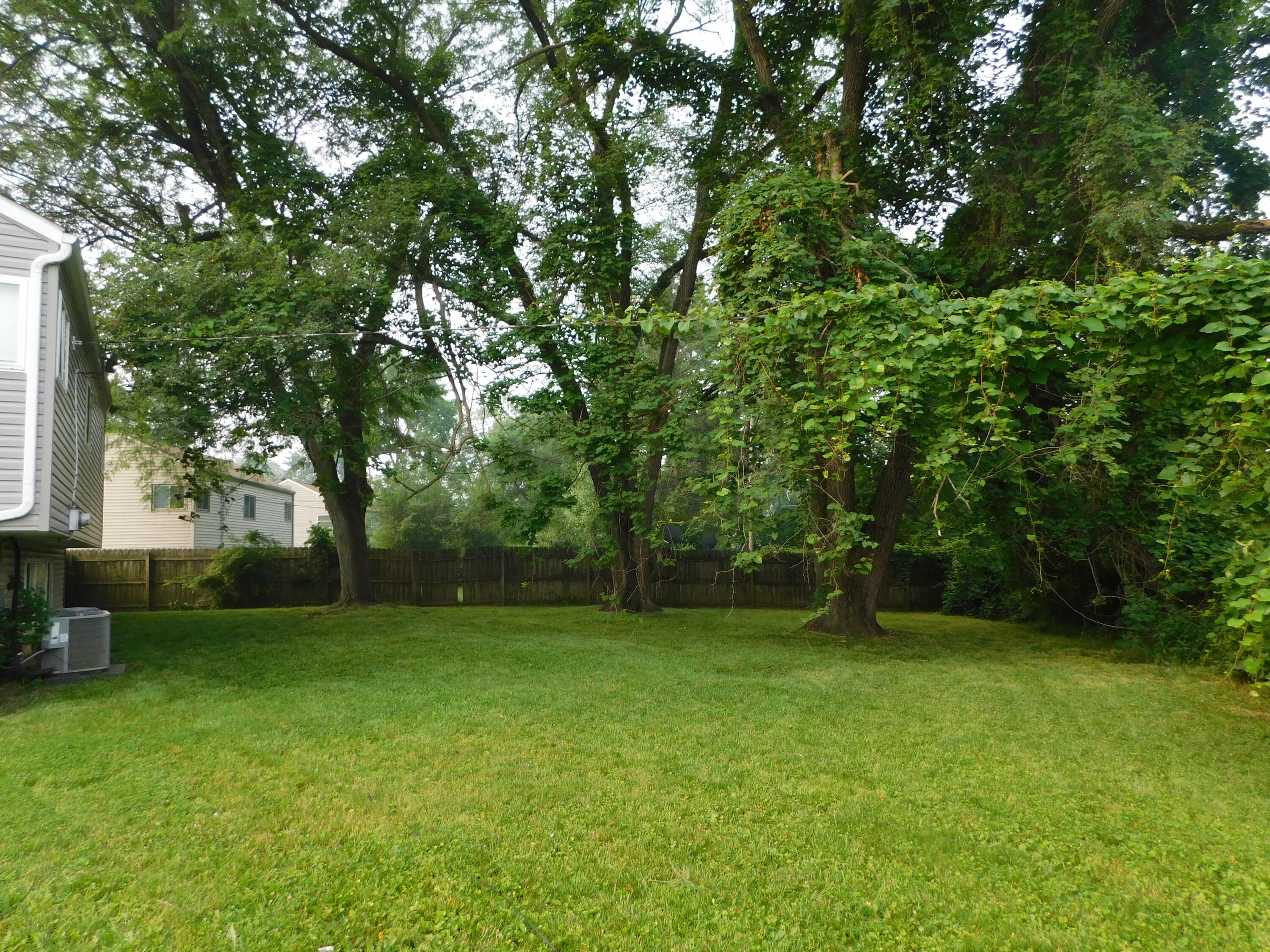 1071 Country Club Road Columbus, OH 43227 - Photo 30 of 31 DSCN0326