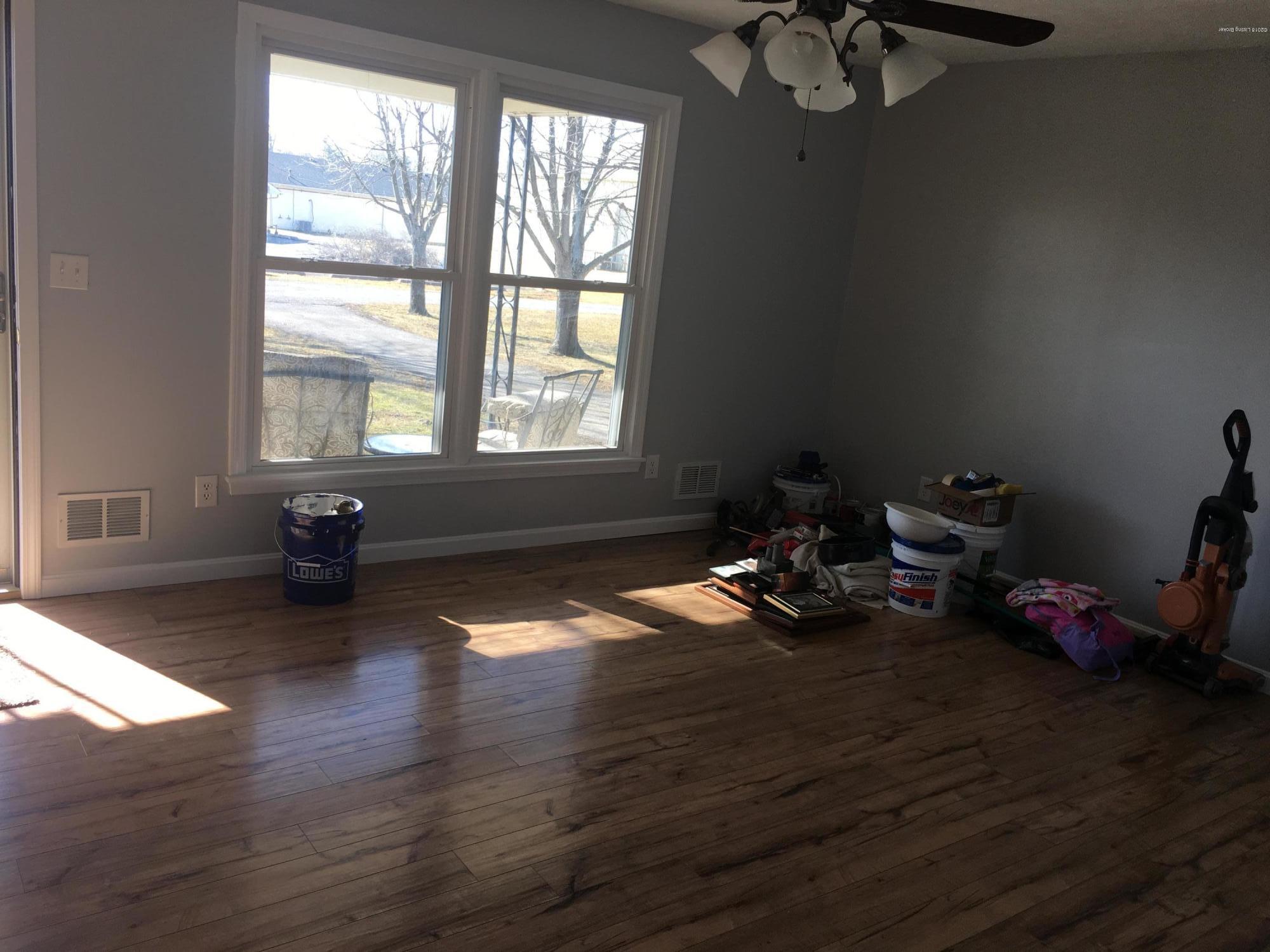 1600 Greenbriar Road Mount Washington, KY 40047 - Photo 4 of 15 untitled