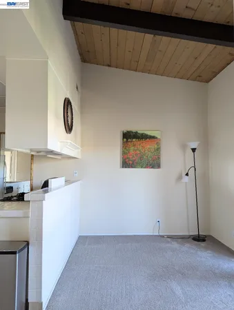 $475,000 | 19100 Crest Avenue, Unit 24, Castro Valley, CA 94546