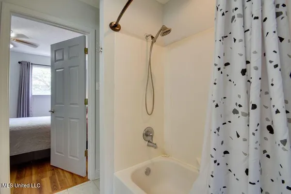 $179,000 | 1664 Beach Boulevard, Unit 176, Biloxi, MS 39531