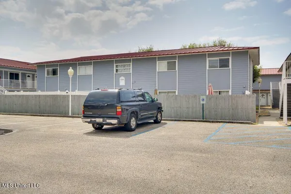 $179,000 | 1664 Beach Boulevard, Unit 176, Biloxi, MS 39531