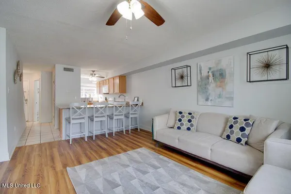 $179,000 | 1664 Beach Boulevard, Unit 176, Biloxi, MS 39531