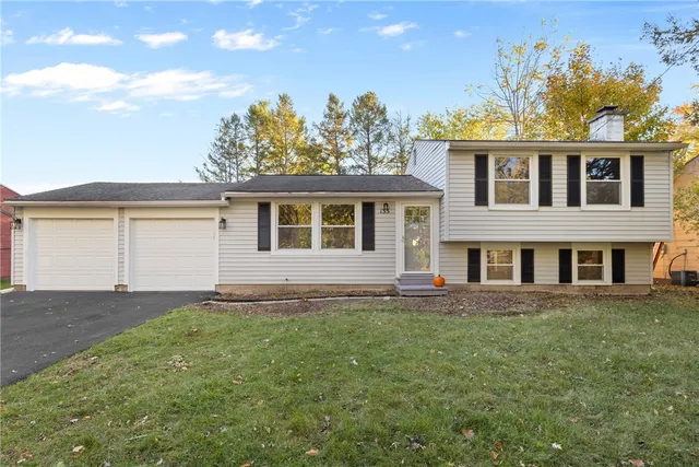 $240,000 | 135 Pilot Street, Gates, NY 14606