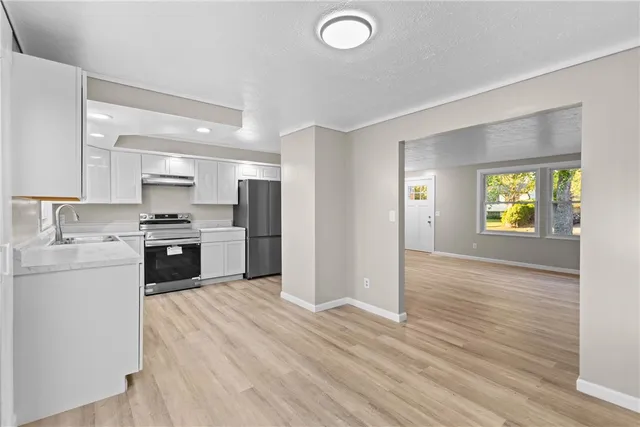 $240,000 | 135 Pilot Street, Gates, NY 14606