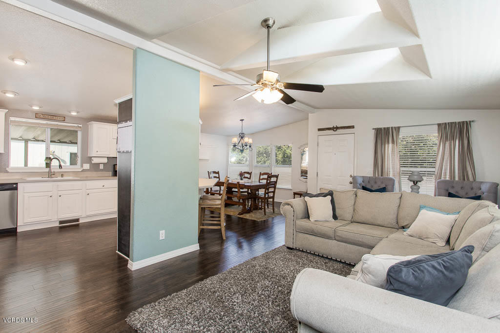 1550 Rory Lane, Unit 84 Simi Valley, CA 93063 - Photo 4 of 36 04-1550 Rory Lane by Stan & Renee Rector