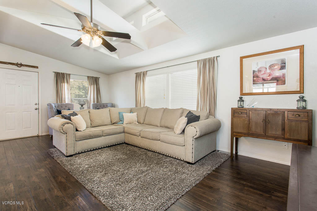 1550 Rory Lane, Unit 84 Simi Valley, CA 93063 - Photo 9 of 36 09-1550 Rory Lane by Stan & Renee Rector