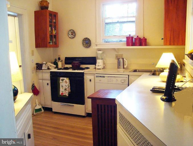 5700 Rusk Avenue Baltimore, MD 21215 - Photo 23 of 30 Kitchen View #3