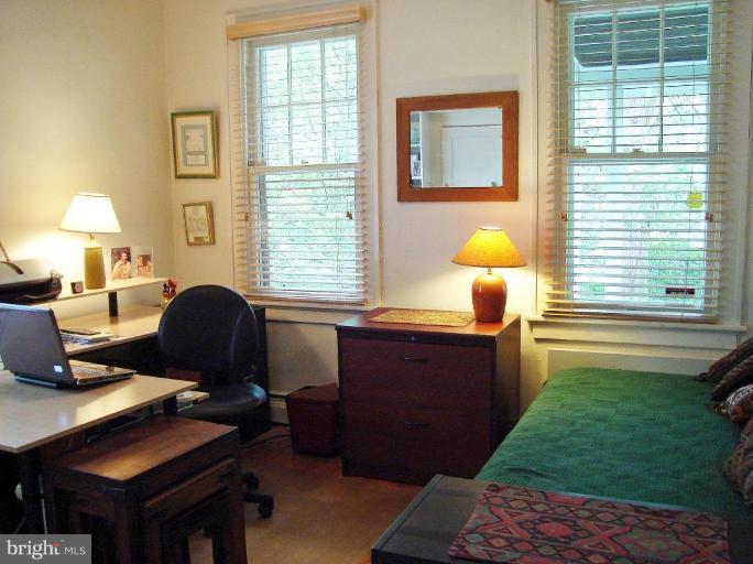 5700 Rusk Avenue Baltimore, MD 21215 - Photo 25 of 30 Bedroom