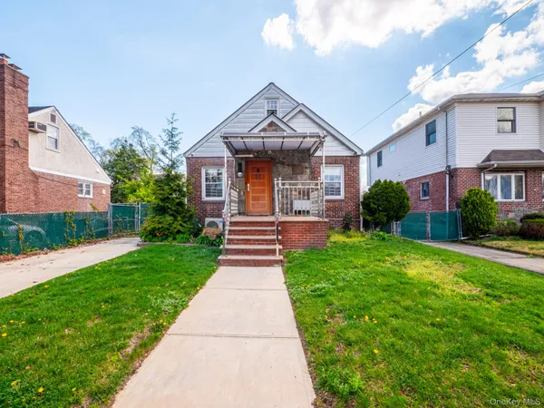 $1,088,000 | 65-25 167th Street | Flushing Heights