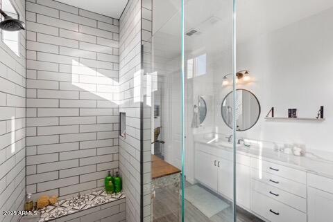 258 Whistle Stop Road Clarkdale, AZ 86324 - Photo 31 of 45 Primary Bathroom Shower