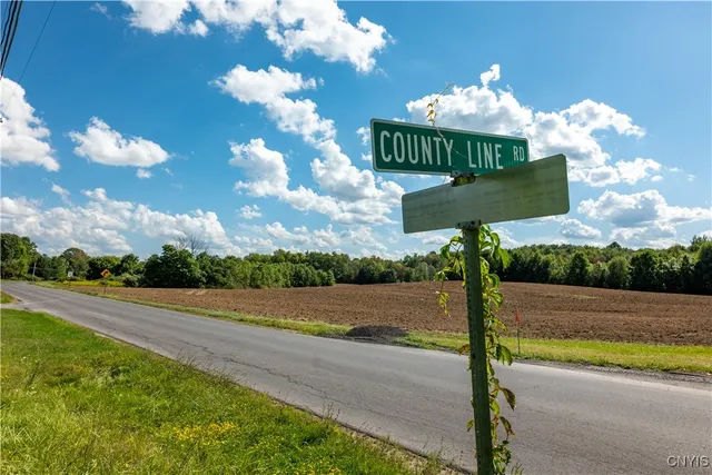 $1,000,000 | 36 Whitewood Tract, Granby, NY 13135