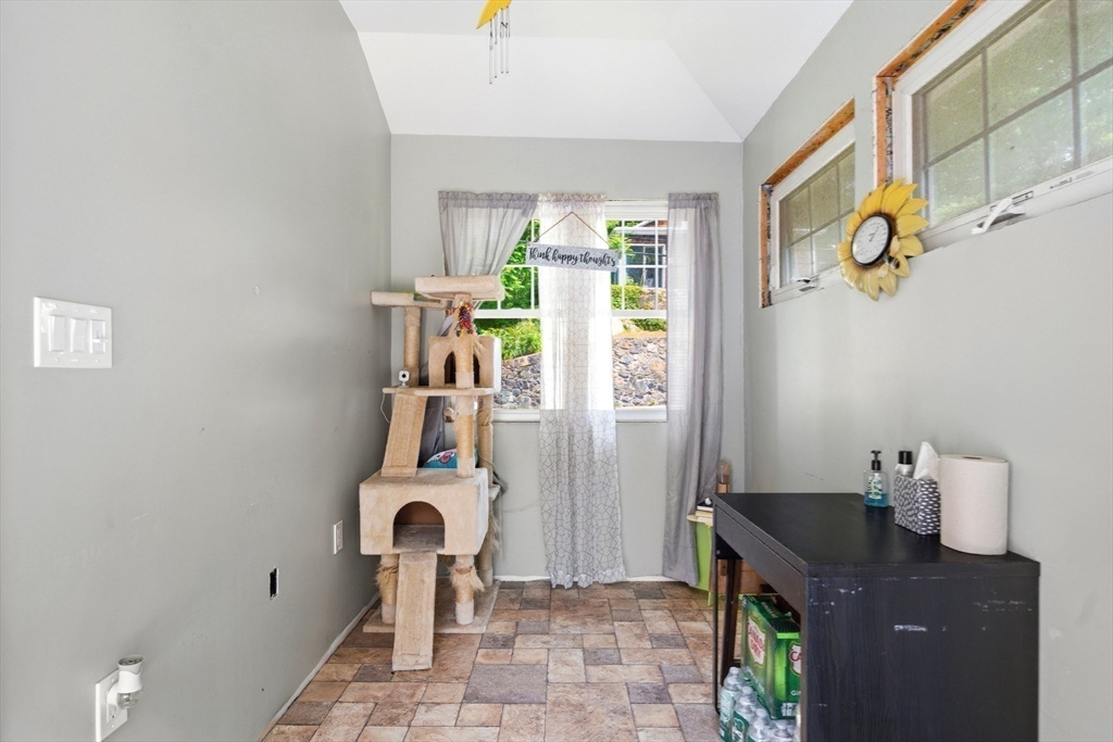 5 Bulfinch Road Lynn, MA 01902 - Photo 16 of 24