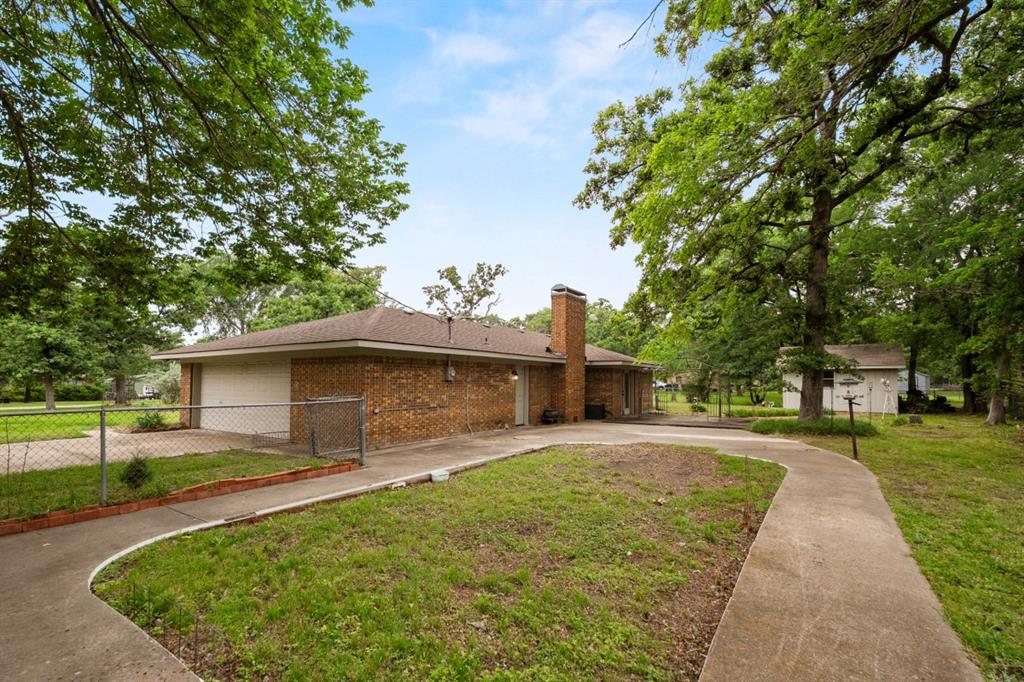 1 Oak Ridge Circle Star Harbor, TX 75148 - Photo 32 of 40
