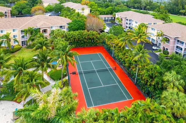 $332,400 | 6492 Emerald Dunes Drive, Unit 208, West Palm Beach, FL 33411