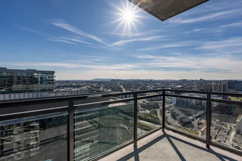 $884,536 | 1212 Demonbreun Street, Unit B2 (F), Nashville, TN 37203