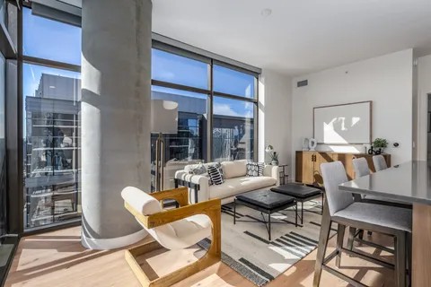 $884,536 | 1212 Demonbreun Street, Unit B2 (F), Nashville, TN 37203