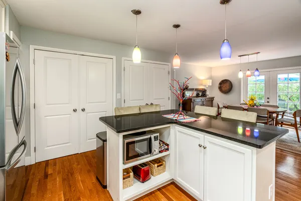 $229,900 | 1305 West Tenney Drive, Carbondale, IL 62901