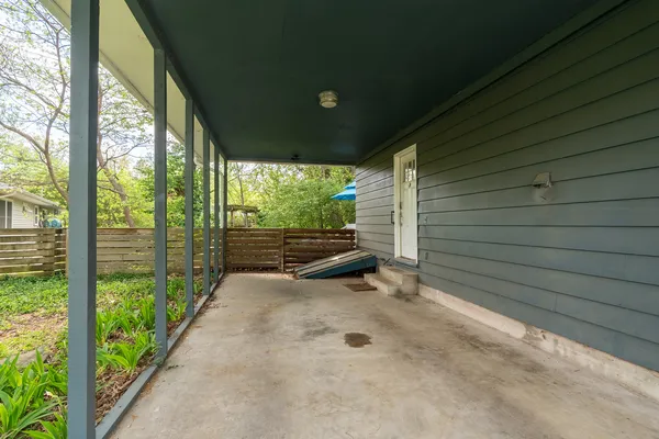 $229,900 | 1305 West Tenney Drive, Carbondale, IL 62901