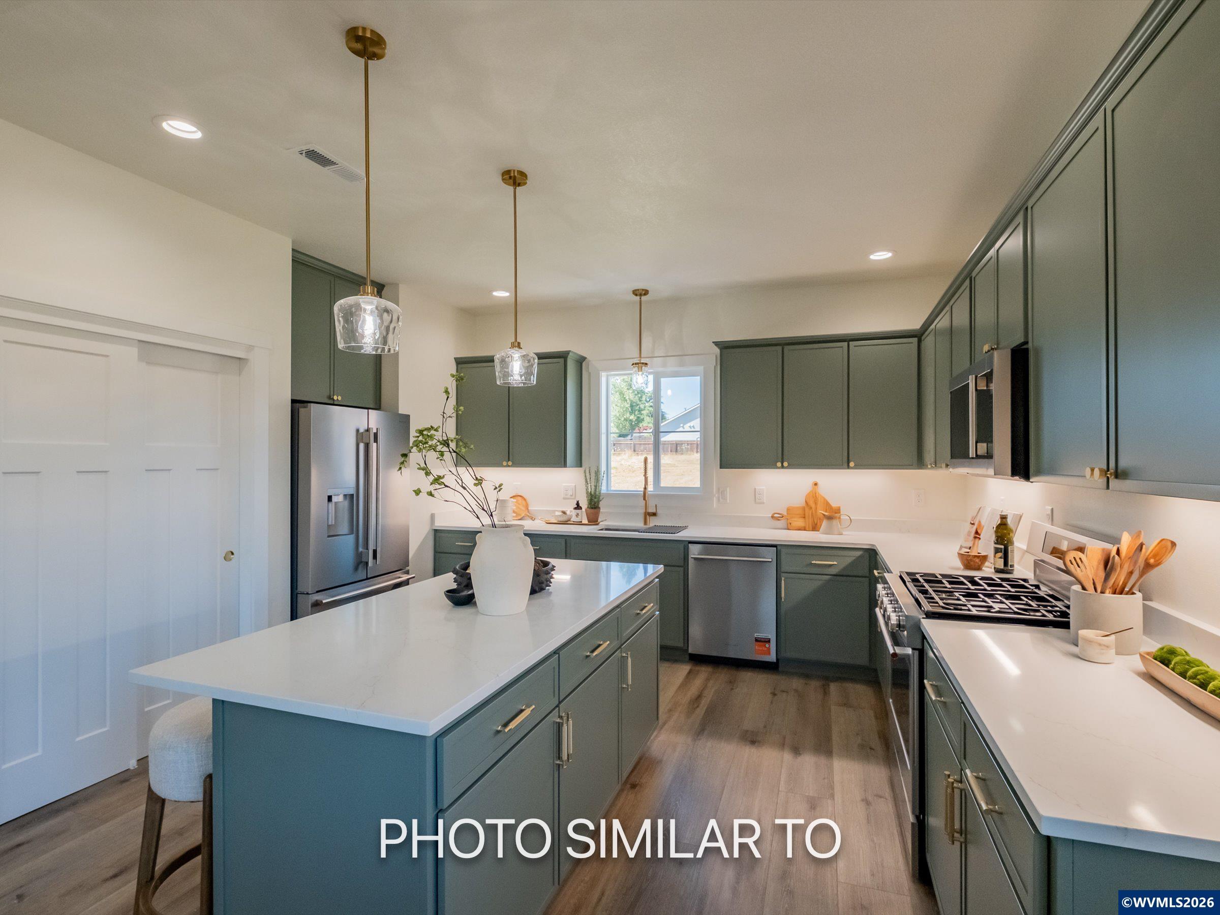 541 Southwest Rose Avenue Dallas, OR 97338 - Photo 5 of 35
