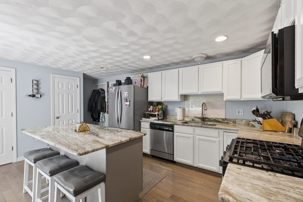 59 Nevins Road, Unit 59 Methuen, MA 01844 - Photo 9 of 33