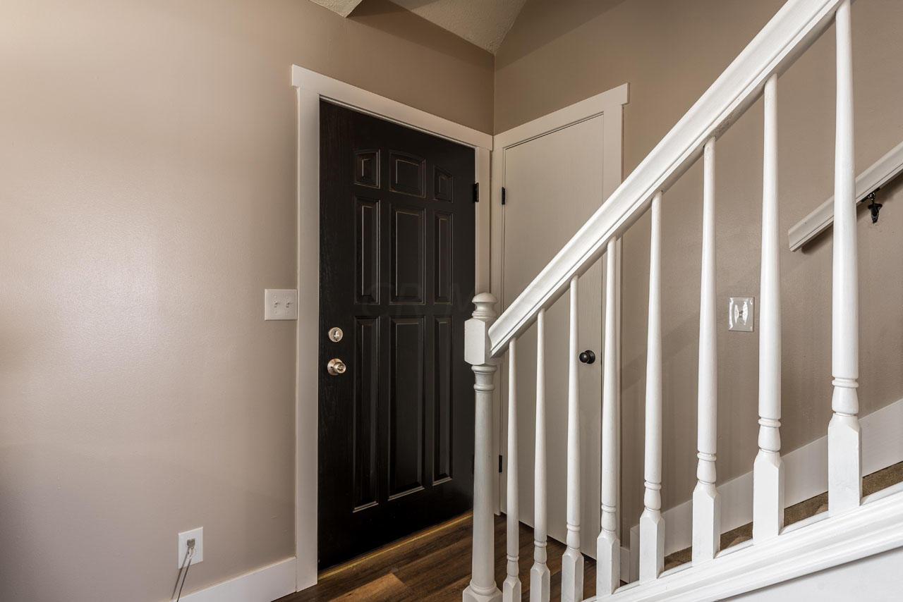 7441 Young Road Orient, OH 43146 - Photo 3 of 44 Gallery Image 3