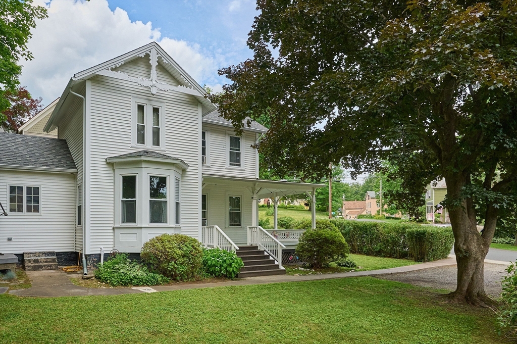 2 Pleasant Street Huntington, MA 01050 - Photo 6 of 36