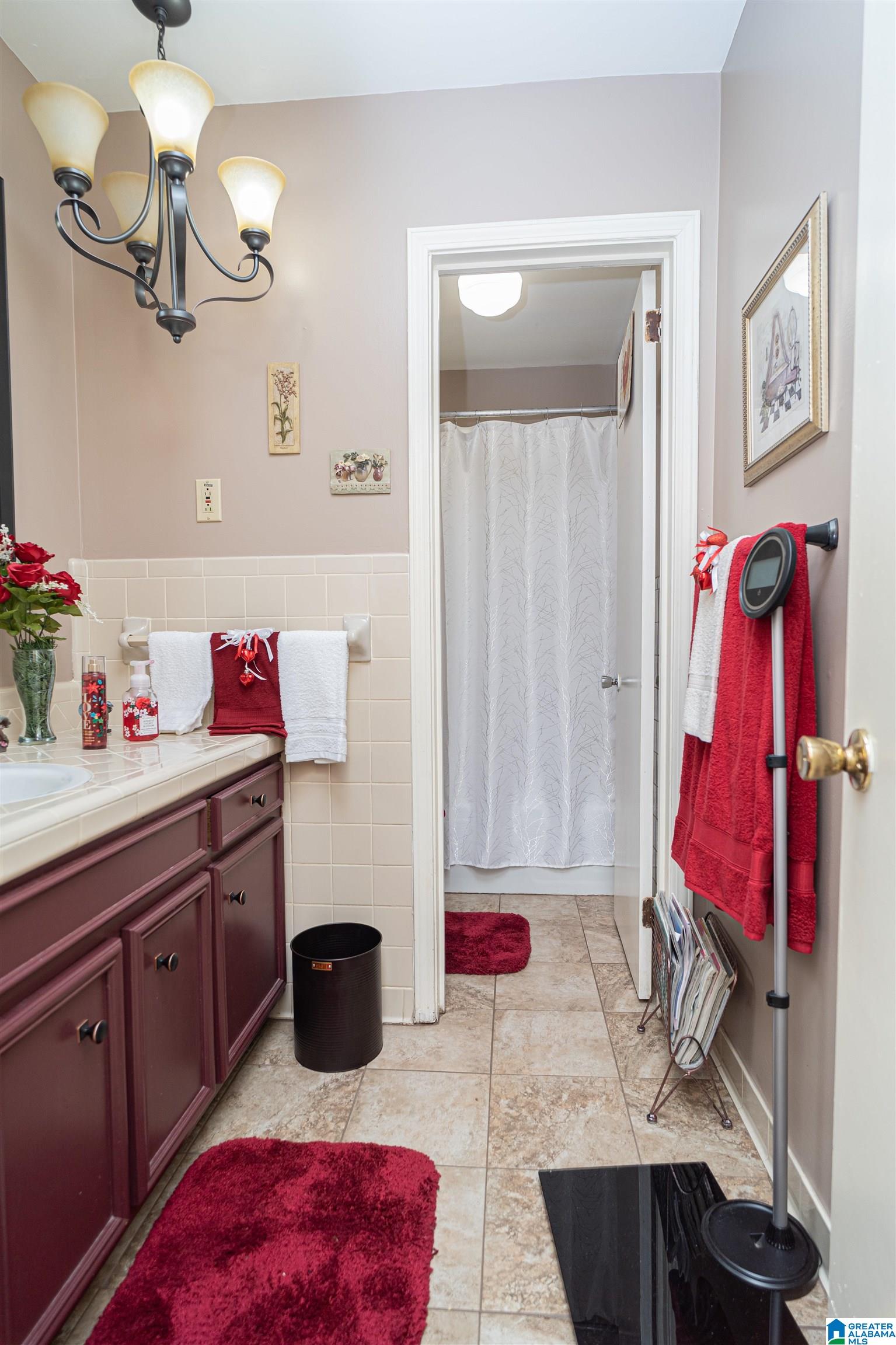 981 Ridgewood Circle Birmingham, AL 35235 - Photo 11 of 20