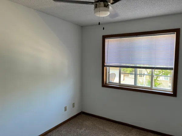 $2,650 | 1219 Pecks Woods Drive, New Brighton, MN 55112