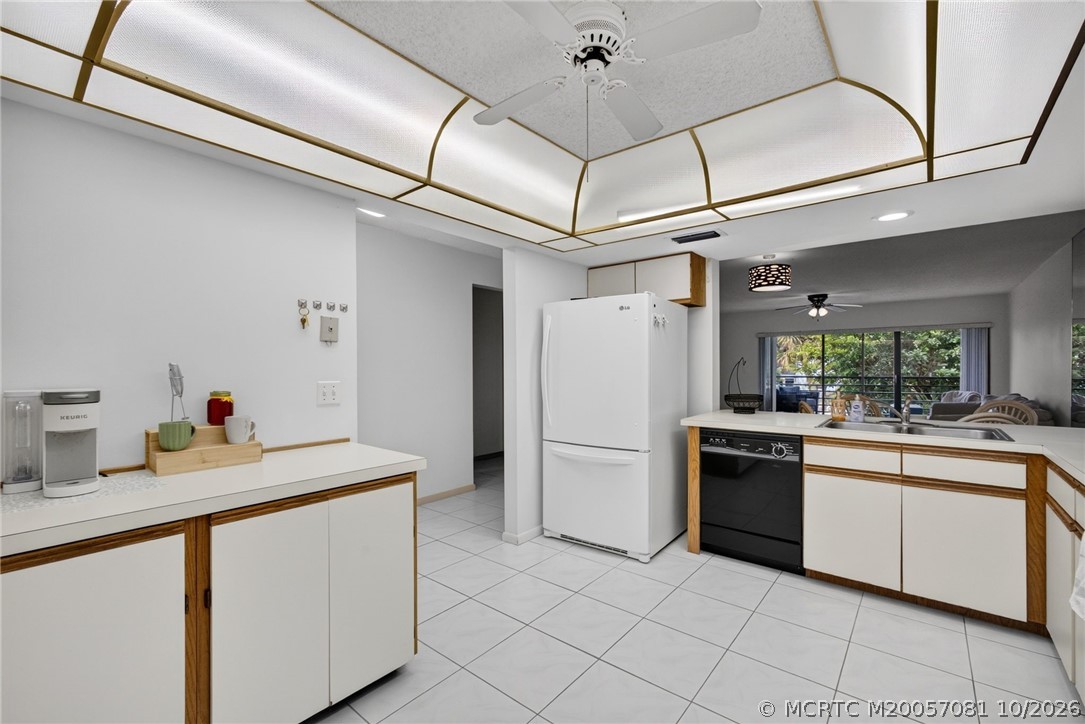 1831 Southwest Palm City Road, Unit C402 Stuart, FL 34994 - Photo 6 of 56 Gallery Image 6