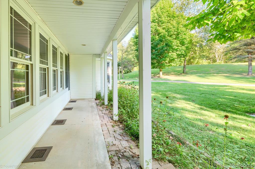 5279 Metamora Road Metamora, MI 48455 - Photo 4 of 98