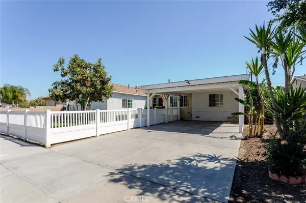 $890,000 | 13052 Ottoman Street, Arleta, CA 91331