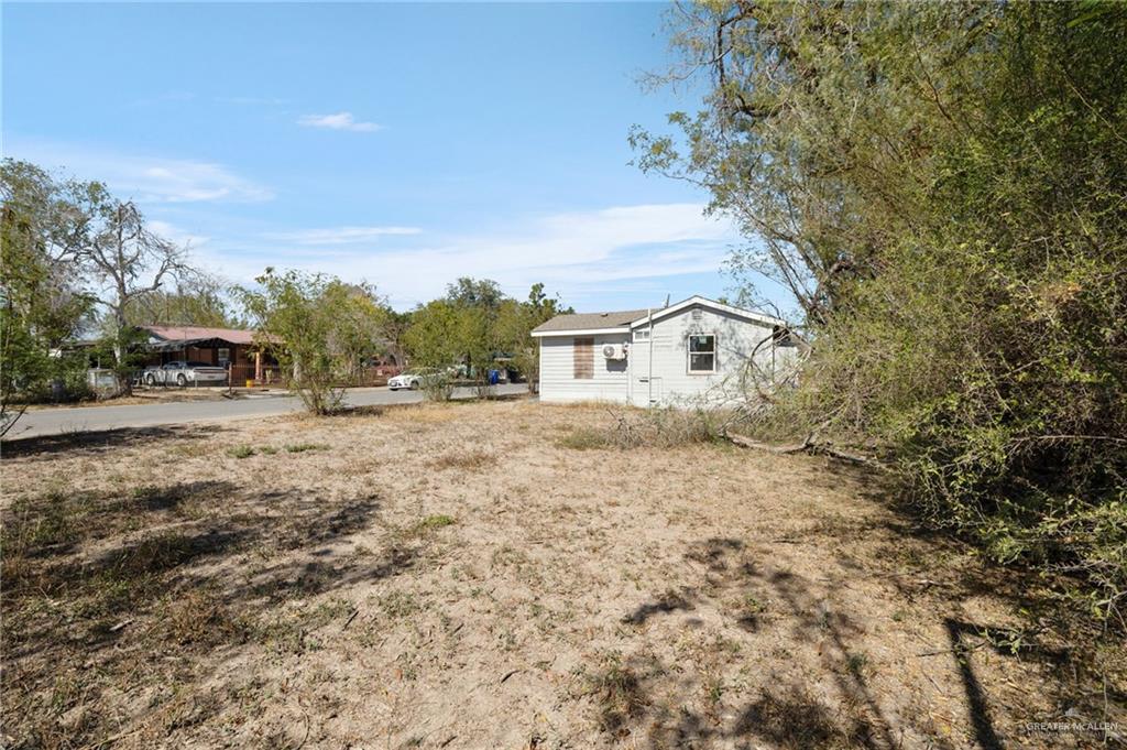 2149 Azteca Avenue McAllen, TX 78503 - Photo 11 of 12