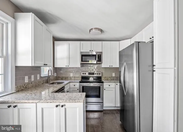 $3,000 | 2617 East Maple Street, Alexandria, VA 22306