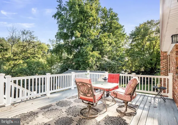 $3,000 | 2617 East Maple Street, Alexandria, VA 22306