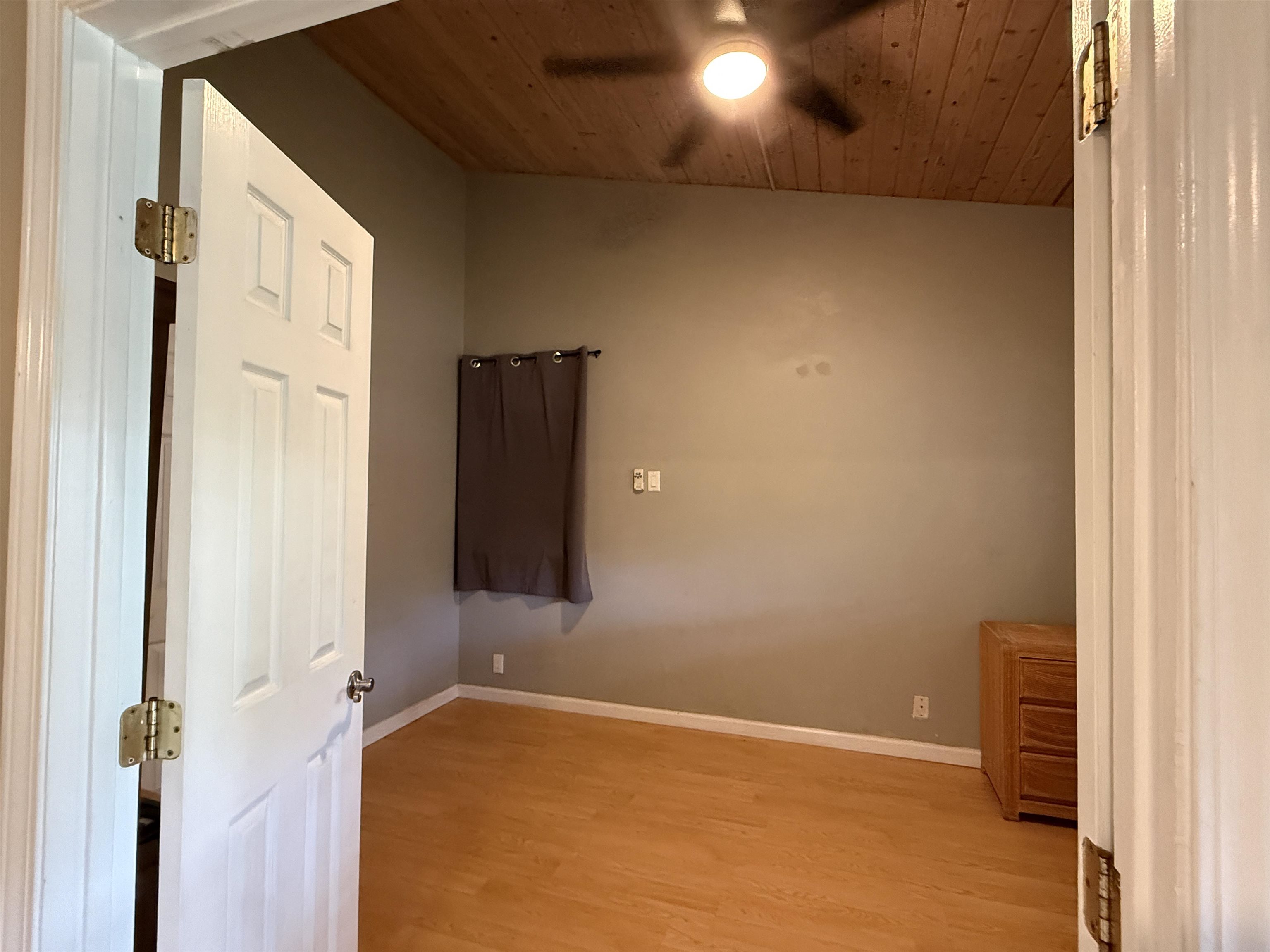 4435 Lower Honoapiilani Road, Unit 235 Lahaina, HI 96761 - Photo 12 of 21 a view of an empty room