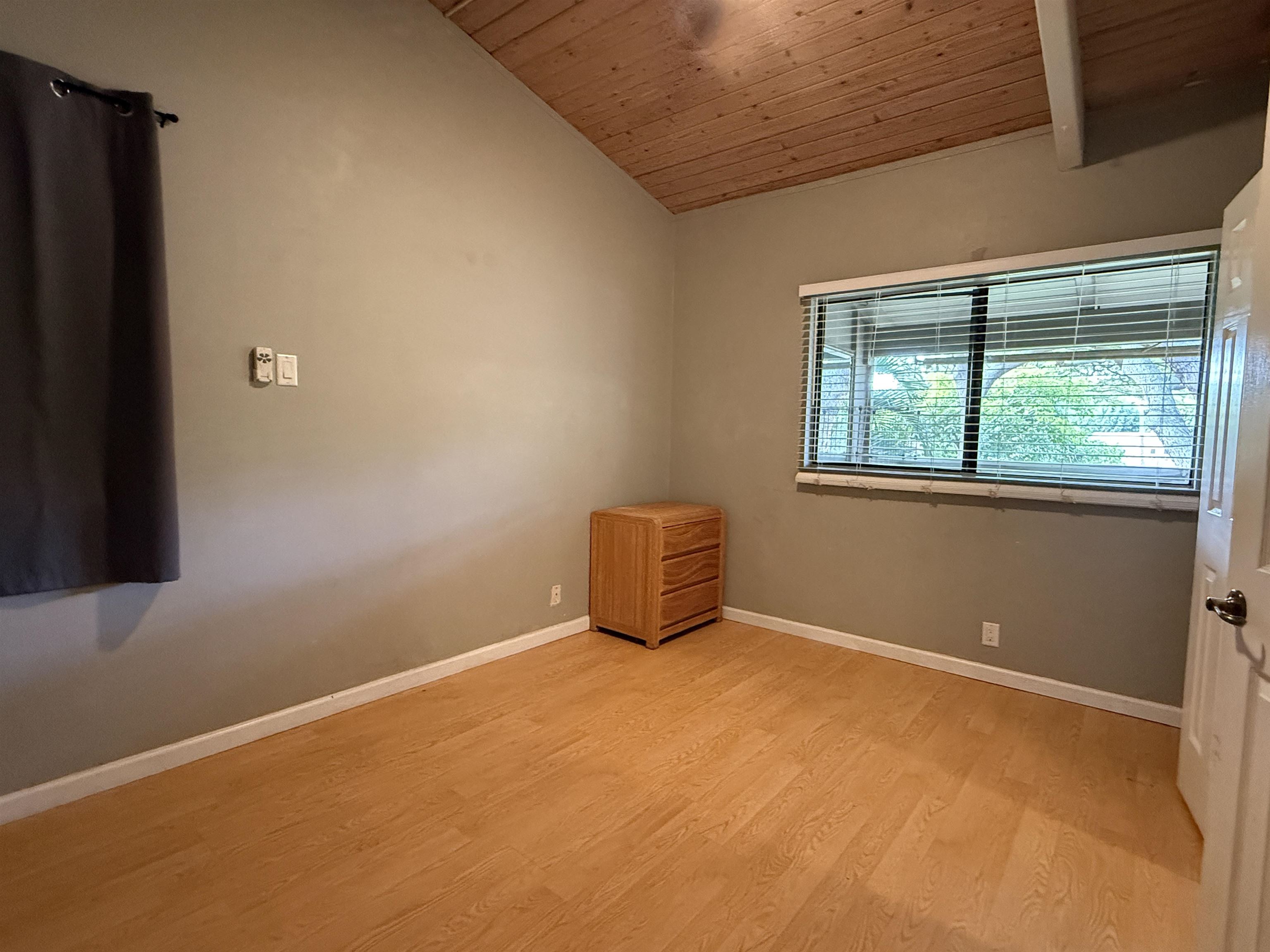 4435 Lower Honoapiilani Road, Unit 235 Lahaina, HI 96761 - Photo 10 of 21 an empty room with windows