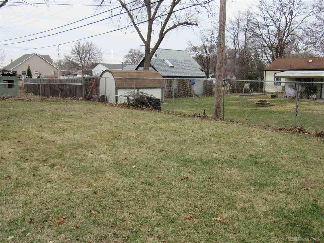 3015 Emmons Avenue Rochester Hills, MI 48307 - Photo 15 of 39